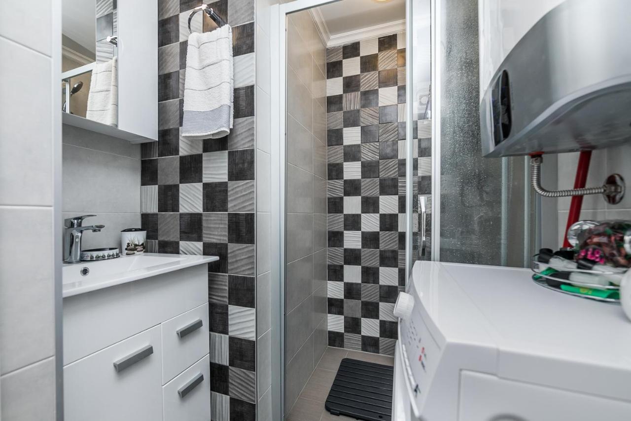 Gray Luxe Belgrado Exterior foto