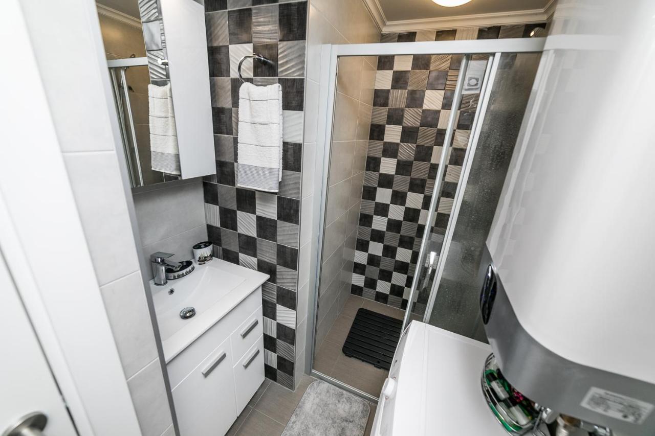 Gray Luxe Belgrado Exterior foto